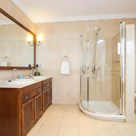 Βίλα Playa Blanca Sleeps 8 Pool Wifi